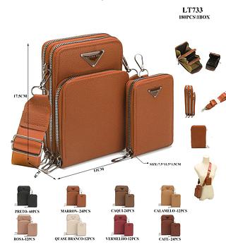 BOLSA EM COURINO SINTÉTICO COM 3 DIVISÓRIAS - MODELO ACOMPANHA CARTEIRINHA ( KIT COM 3 PECAS CORES VARIADAS )