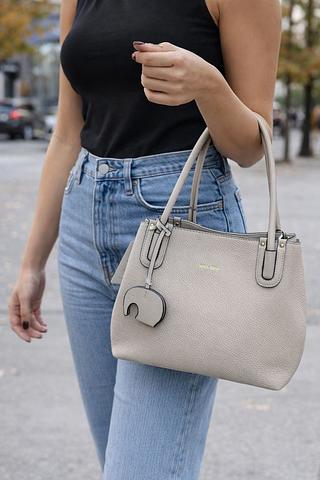 BOLSA MISS BELA - MODELO EM COURINO